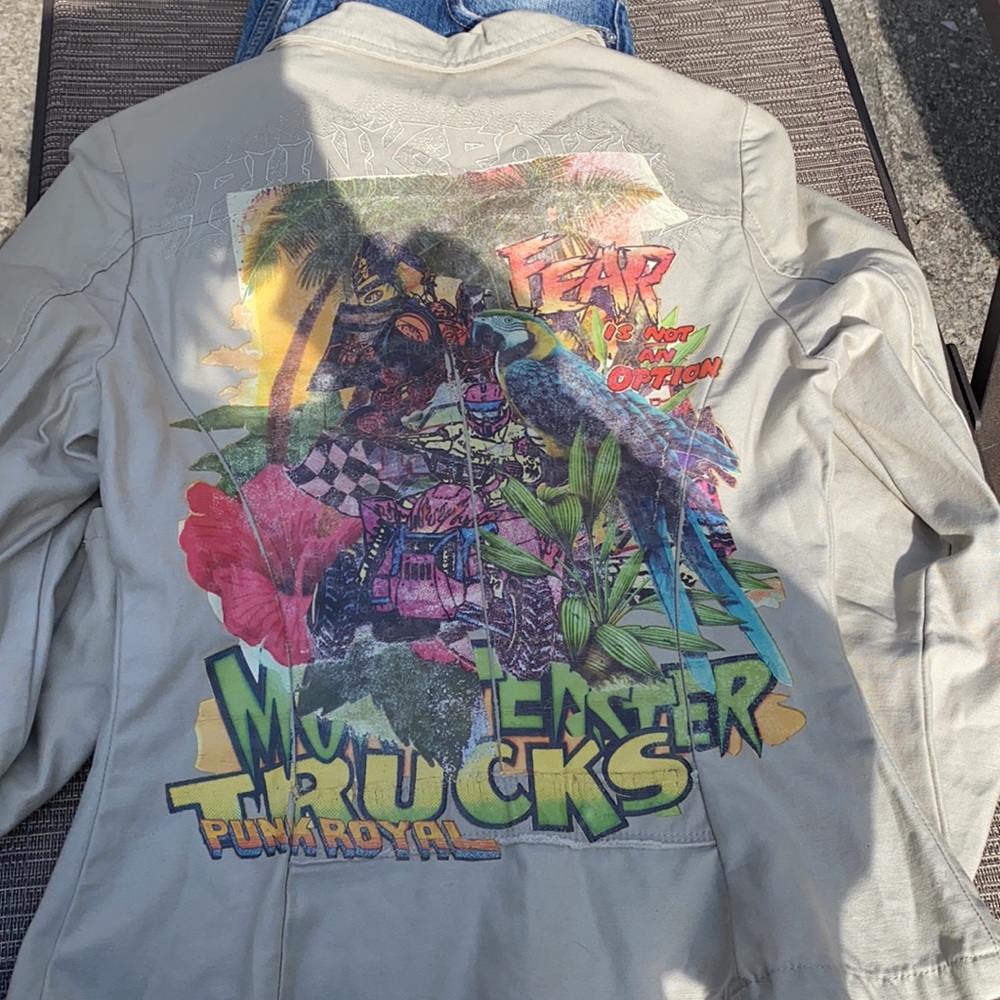 PUNK ROYAL Fitted one button short blazer- lightly worn great condition!!